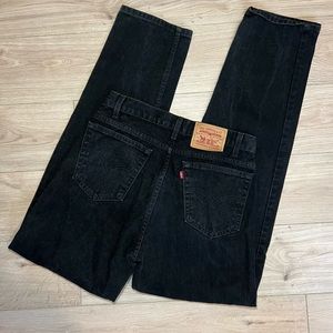 Men’s Levi 550 Relax Fit Tapered Leg Jeans. Black.